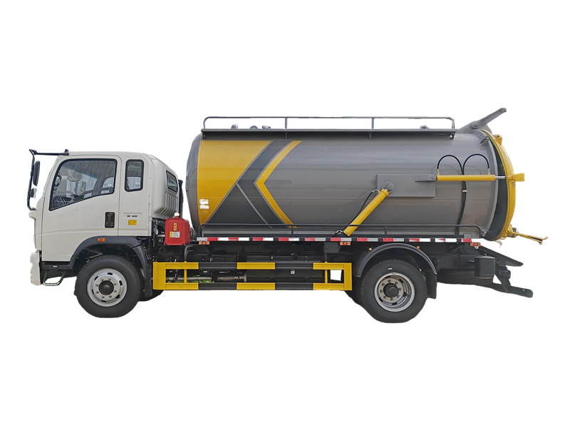 HOWO 8000L sewage tank truck