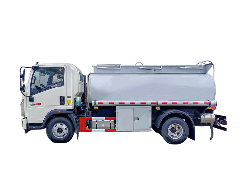Howo light fuel tanker truck
