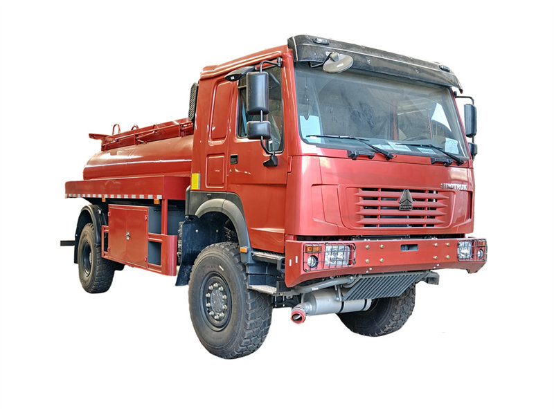 HOWO 4x4 mining oil truck